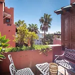 Luxury Beachside Penthouse With Terrace *