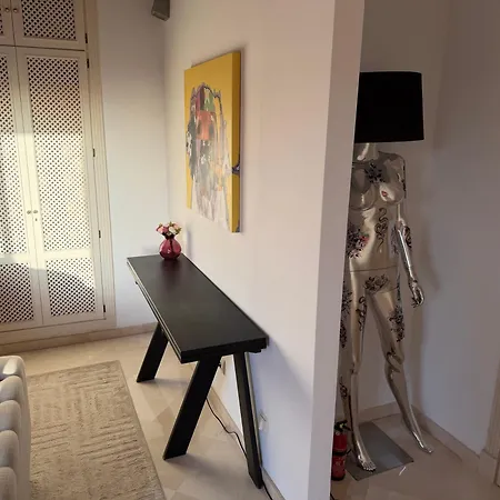 Luxury Beachside Penthouse With Terrace Appartamento