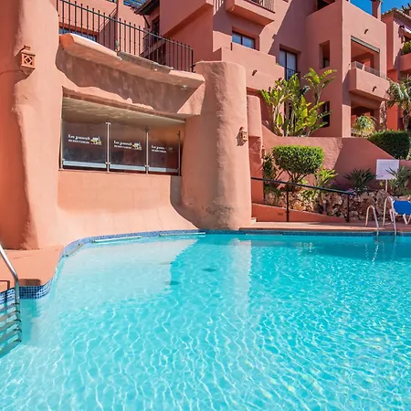 Luxury Beachside Penthouse With Terrace Lejlighed *
