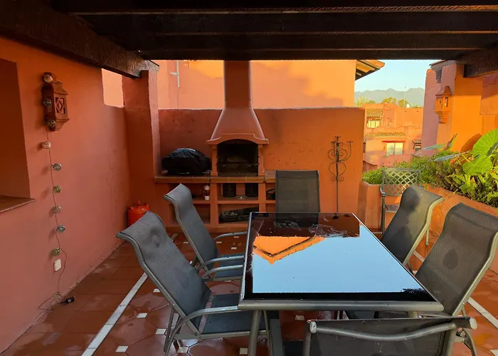 Luxury Beachside Penthouse With Terrace *