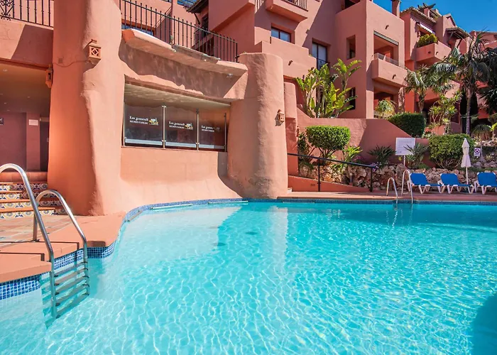 Luxury Beachside Penthouse With Terrace Apartment *