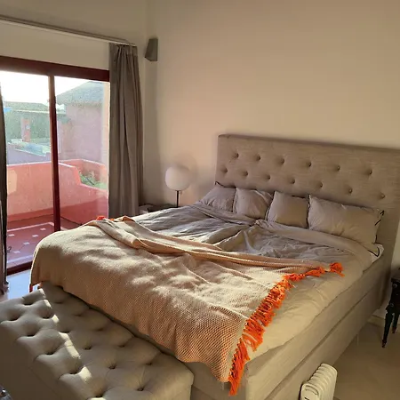 Luxury Beachside Penthouse With Terrace *